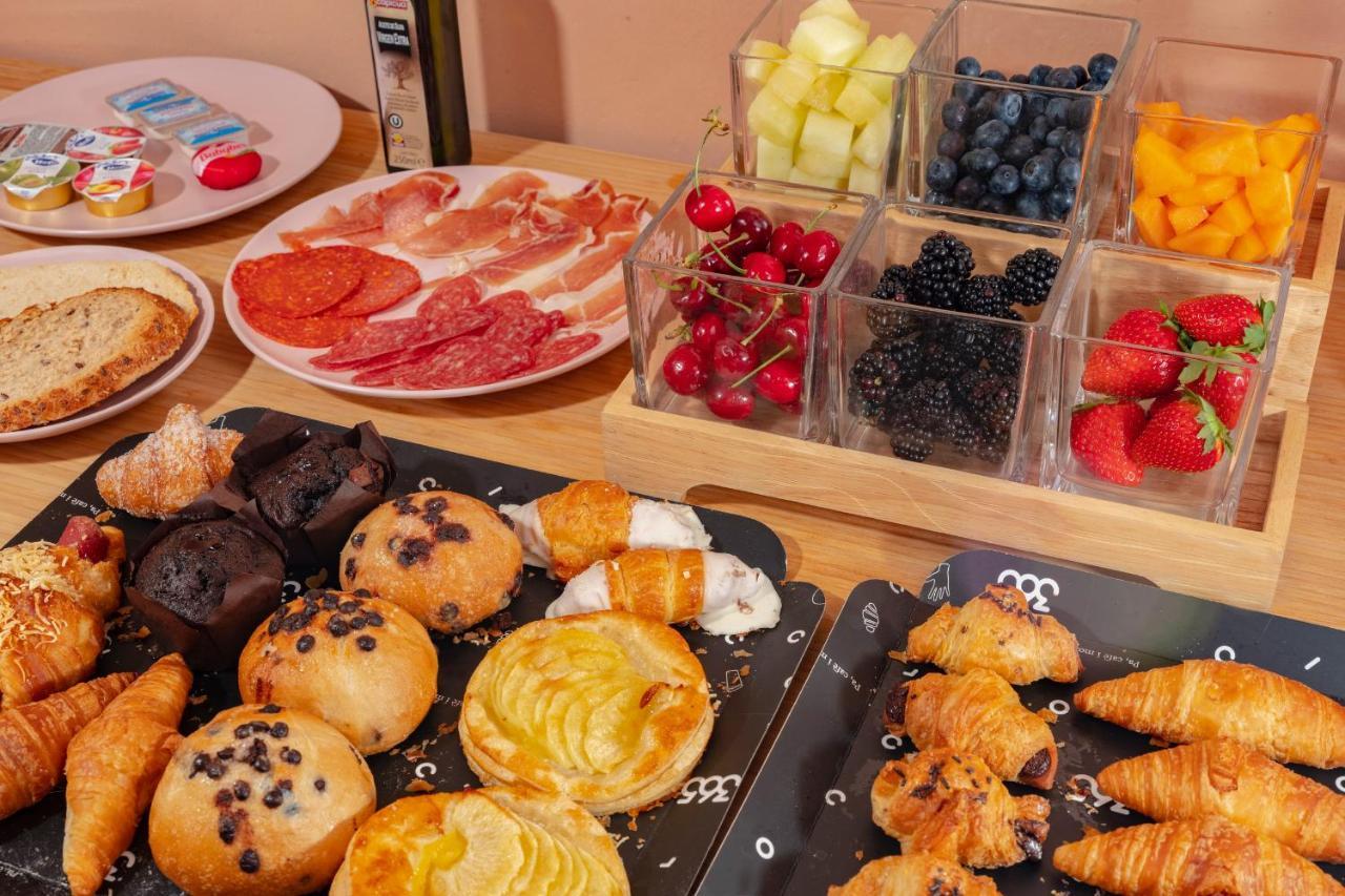 Antonios Hostal Sitges Zewnętrze zdjęcie