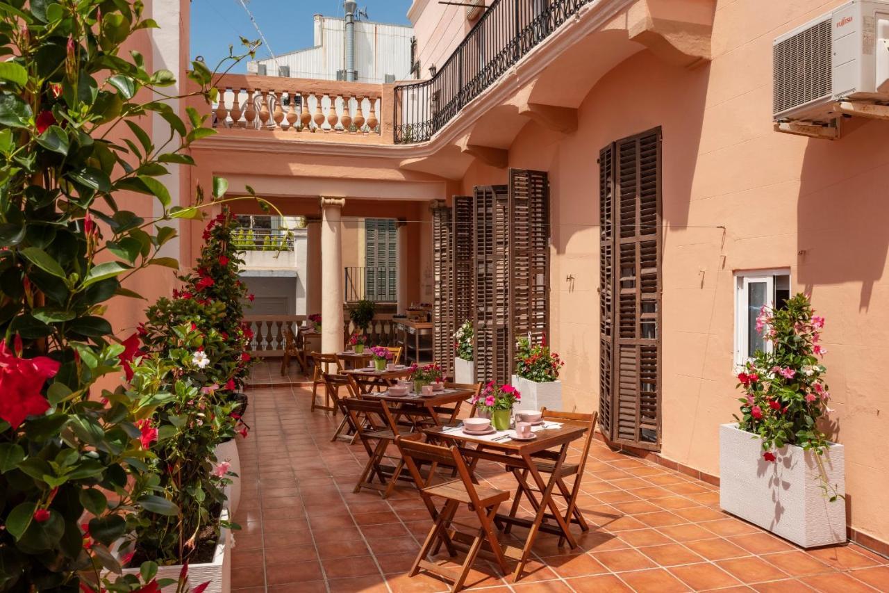 Antonios Hostal Sitges Zewnętrze zdjęcie