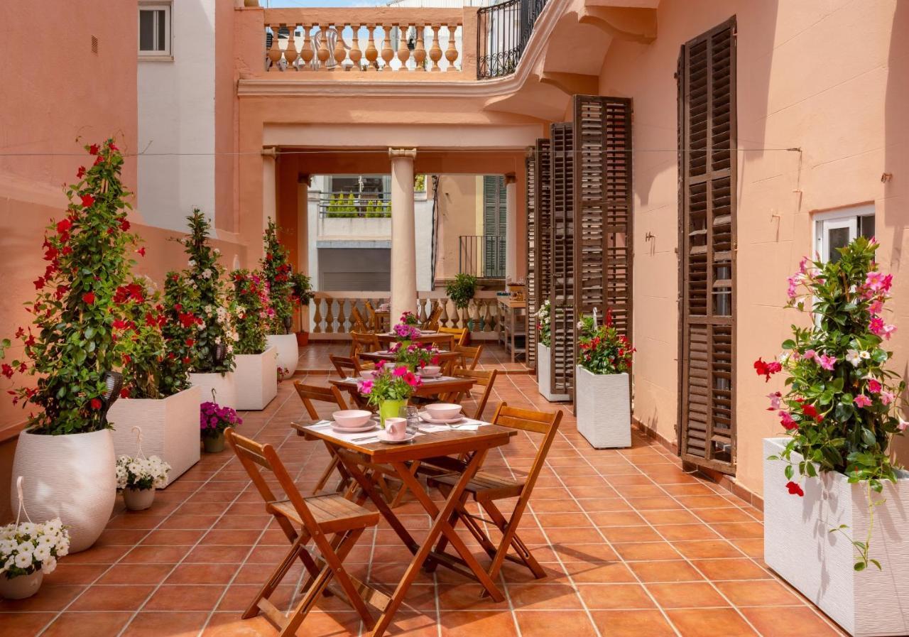 Antonios Hostal Sitges Zewnętrze zdjęcie