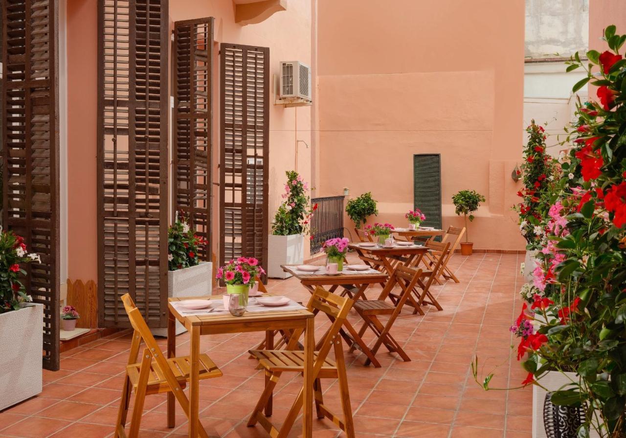 Antonios Hostal Sitges Zewnętrze zdjęcie