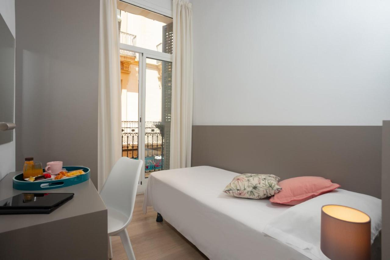 Antonios Hostal Sitges Zewnętrze zdjęcie