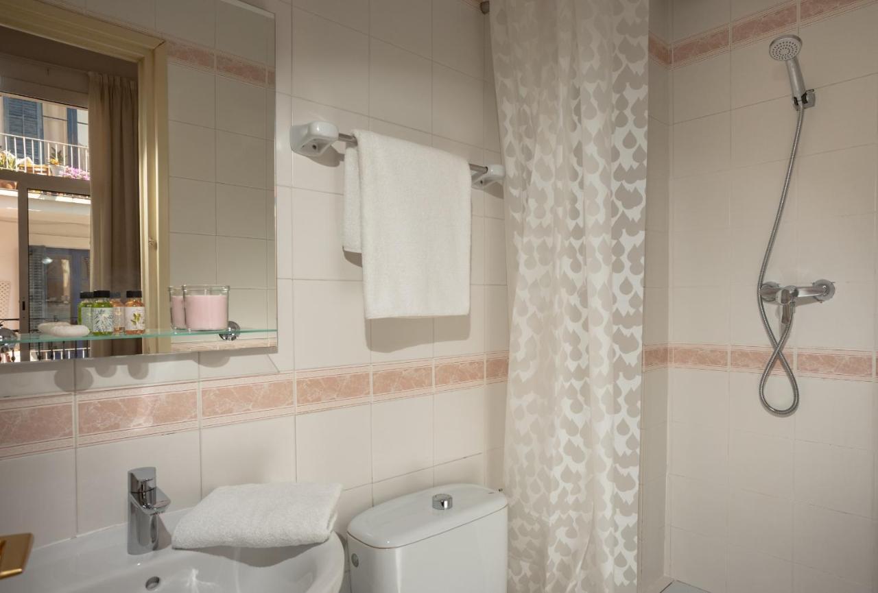 Antonios Hostal Sitges Zewnętrze zdjęcie